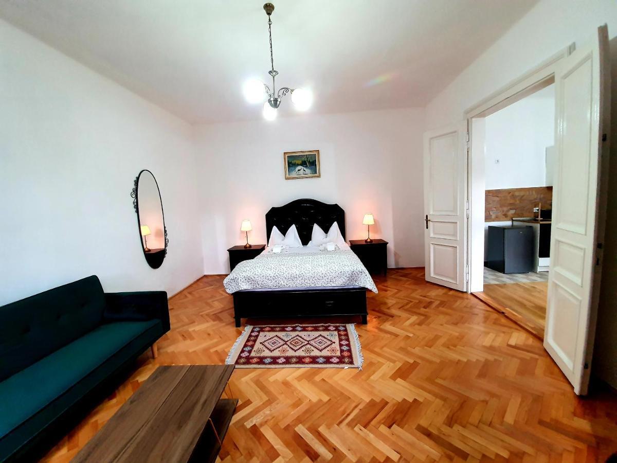 Maximus Apartments سيفِسوارا المظهر الخارجي الصورة
