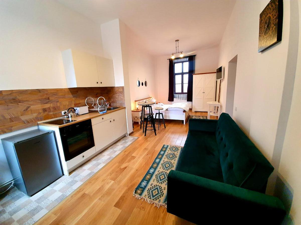 Maximus Apartments سيفِسوارا المظهر الخارجي الصورة