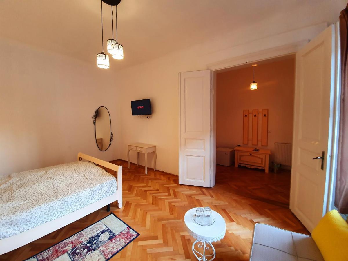 Maximus Apartments سيفِسوارا المظهر الخارجي الصورة