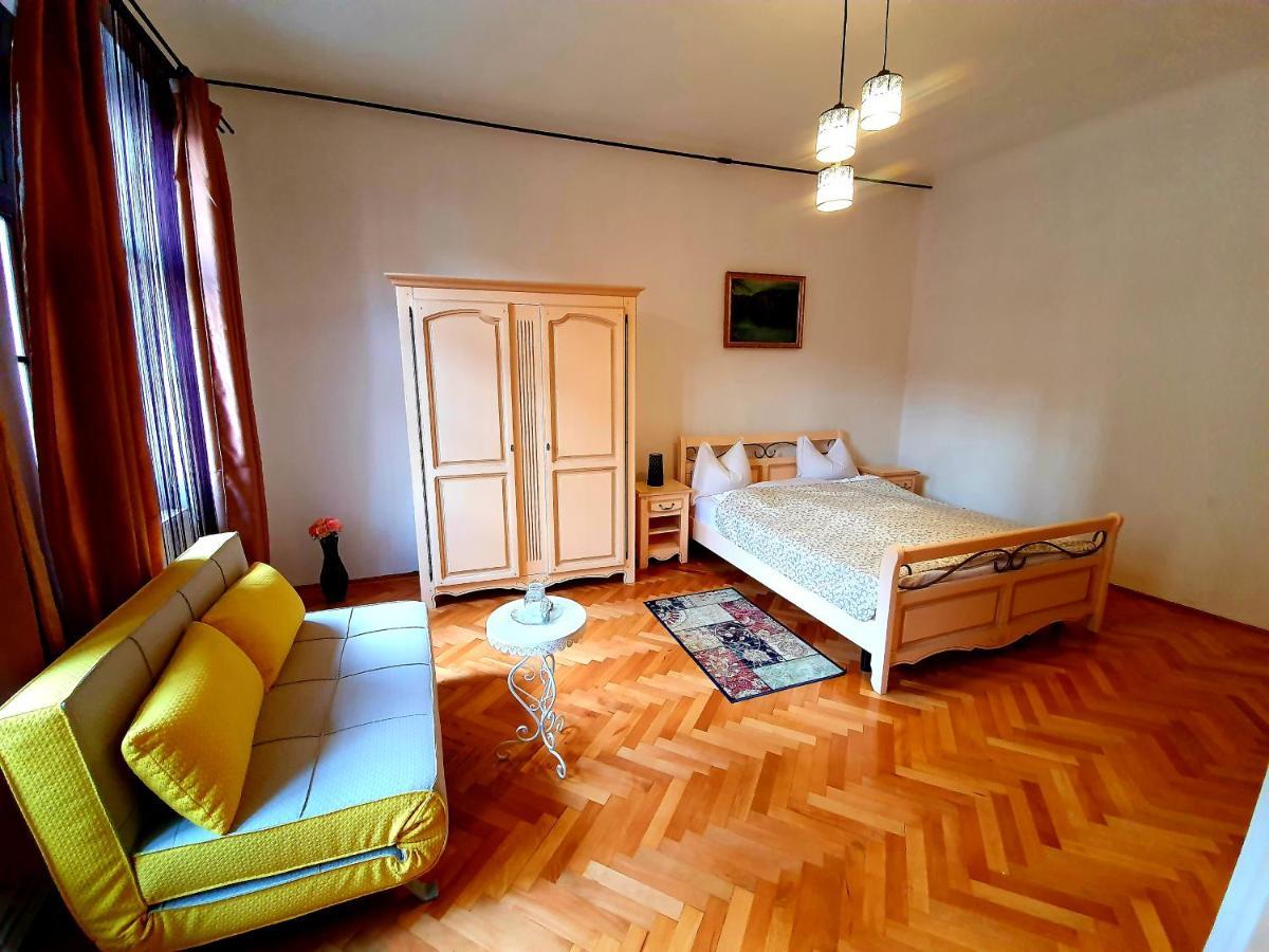 Maximus Apartments سيفِسوارا المظهر الخارجي الصورة