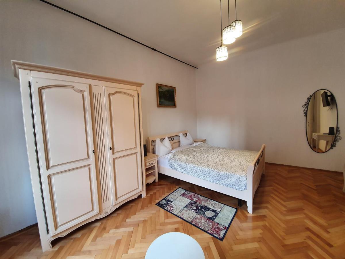 Maximus Apartments سيفِسوارا المظهر الخارجي الصورة