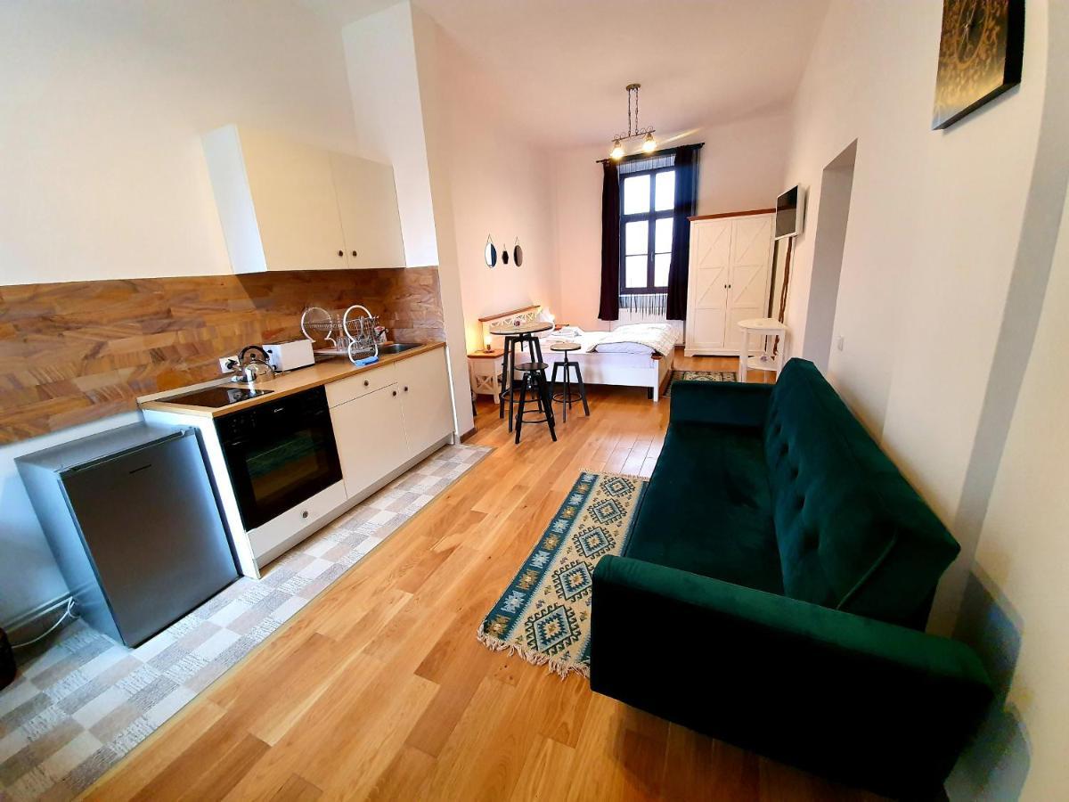 Maximus Apartments سيفِسوارا المظهر الخارجي الصورة