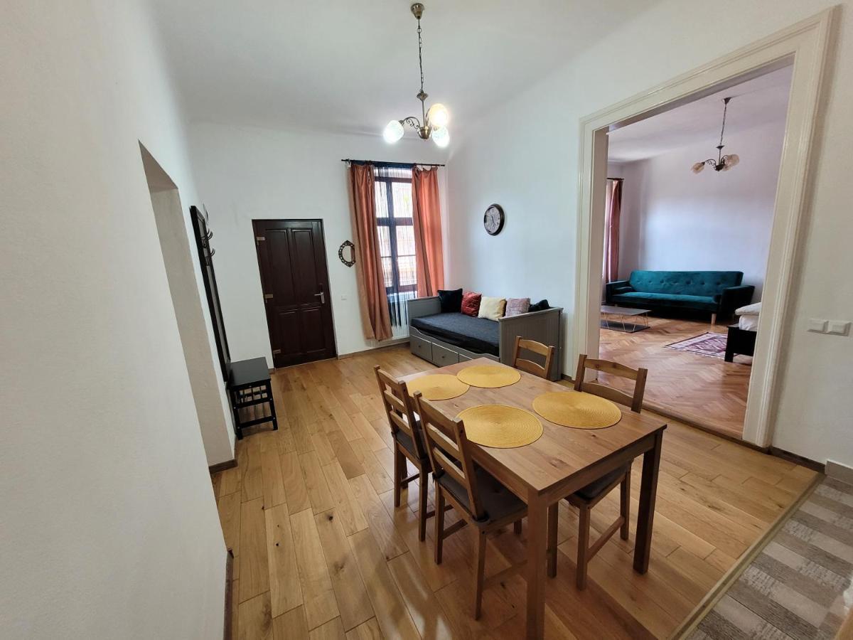 Maximus Apartments سيفِسوارا المظهر الخارجي الصورة