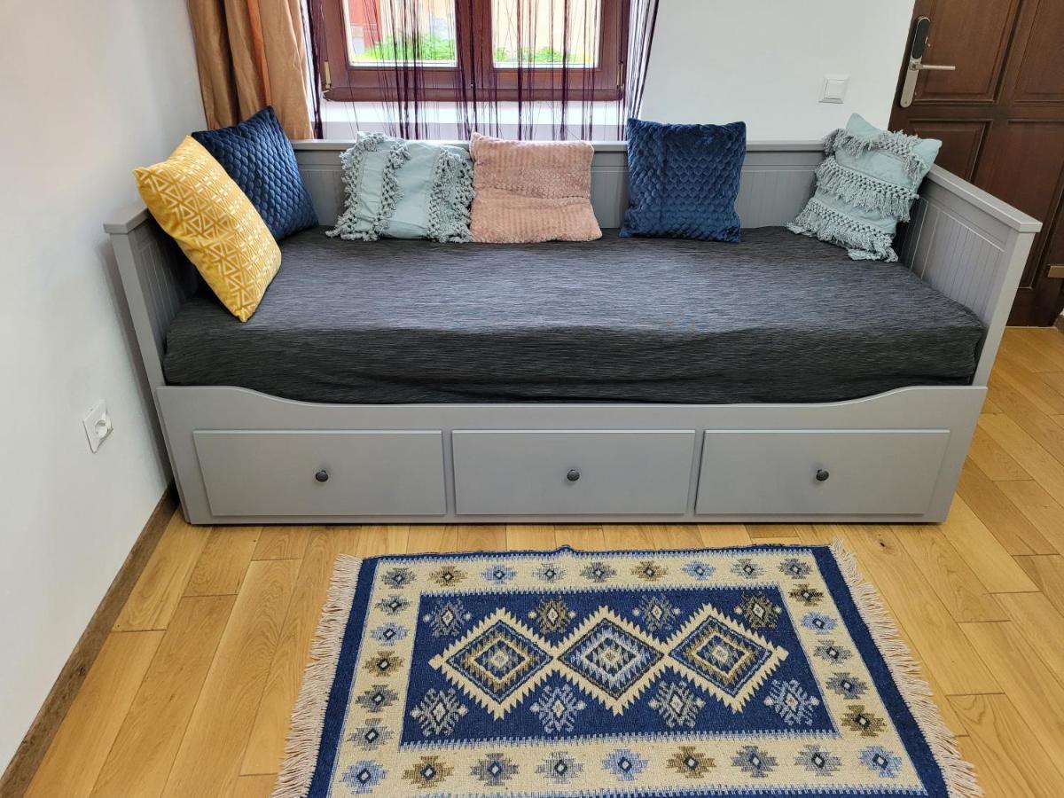 Maximus Apartments سيفِسوارا المظهر الخارجي الصورة