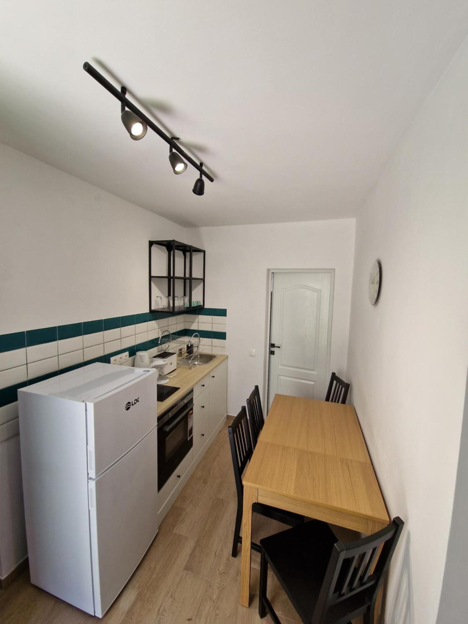 Maximus Apartments سيفِسوارا المظهر الخارجي الصورة